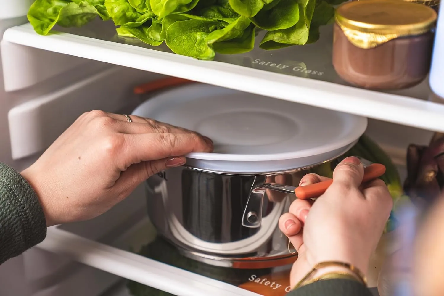 سرویس 6 پارچه استیل اپتی اسپیس نارنجی تفال مدل G720S604 ( تابه 24,28 / قابلمه 20,18) – تصویر ۴